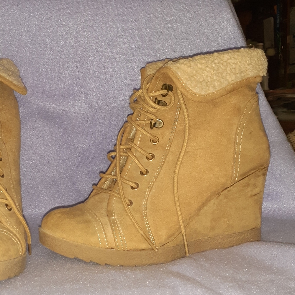 Faded Glory Boot